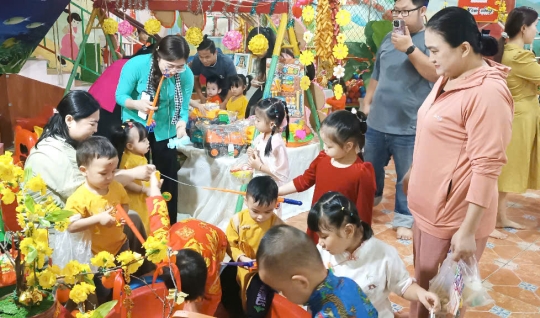 Xuân yêu thương - Sẻ chia đến những người Hoàn Cảnh Khó Khăn