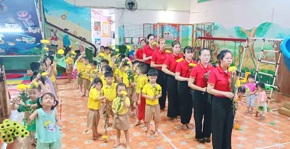 Mầm Non Nắng Mai 