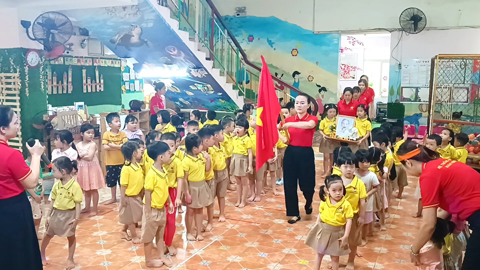 Mầm Non Nắng Mai 