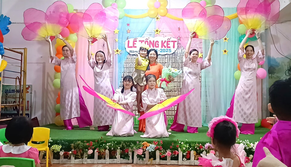 Mầm Non Nắng Mai 